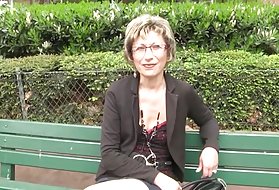 این یک ماساژ وابسته به عشق شهوانی خوب است دختر با لذت پشت سر هم!