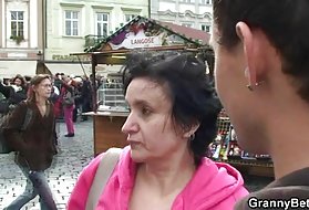 این جوانان 40 ساله چه می گویند، مانند یک الهه!