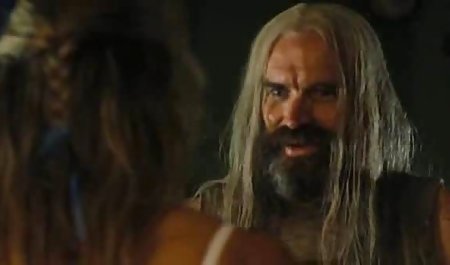 Berpura-pura menjadi gay bercinta dengan model