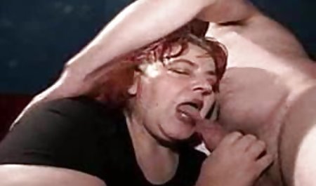 Anak tiri saya membuka pantatnya sepulang sekolah