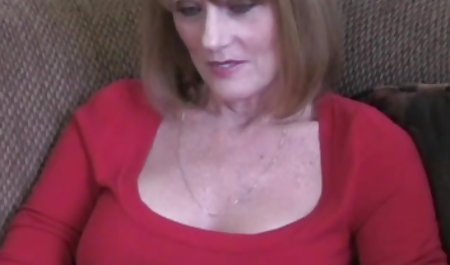 Membersihkan gadis mendapat sialan horny dengan yang lama