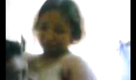 Rasa sakit dan kesenangan di anal antar-ras pertamanya