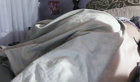 Pacar saya, saya hanya ingin bercinta dengan payudaranya