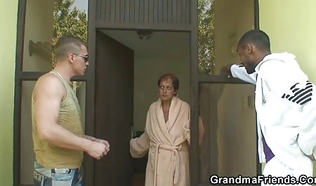 おいしいシェイカーのように彼女のお尻を動かすドミニカンの女性を彼らに見せてください！