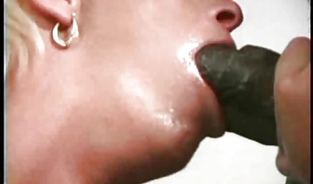 Oyelocaは非常に甘いスペインのお尻に署名