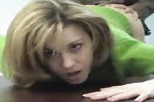 वास्तविक जीवन सचिव गड़बड़ हो जाता है! पोर्न फिल्म देखने के लिए