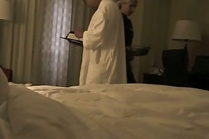 रूम सर्विस दूसरी फ्लैश अश्लील ऑनलाइन