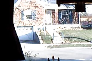 खिड़की के सामने देखने के लिए अश्लील वीडियो परिपक्व महिला