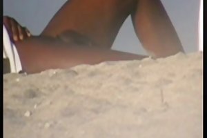 समुद्र तट जासूस संख्या में से एक के लिए आप सीजन 1 lol अश्लील वीडियो सहपाठियों