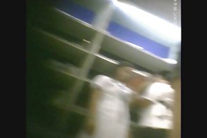 Boso छात्र, टीन, अपस्कर्ट में एक किताबों की दुकान घड़ी रूसी अश्लील वीडियो बहन