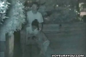 दो जापानी जोड़ों कमबख्त आउटडोर स्थितियों में सेक्स के बारे में