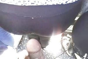 अमीगो में अधोवस्त्र अश्लील वीडियो