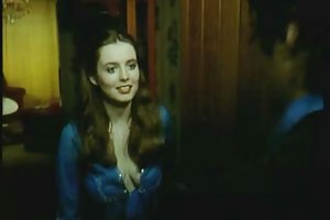 लाल बालों वाली हस्तमैथुन अच्छा स्तन और बालों बिल्ली ऑनलाइन पोर्न युवा समलैंगिक