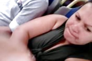 बस में स्पर्श करें ।  अश्लील पार्टी