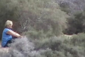 बंद समुद्र तट पर रूसी में ऑनलाइन काम