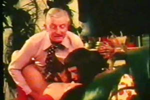 पुराने आदमी सेक्स के 2 पहनने ट्वीड निजी रूसी सेक्स के साथ परिपक्व