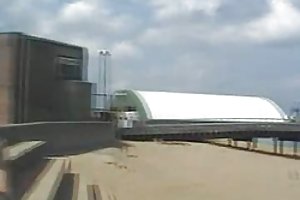 सारा अश्लील राक्षसों के साथ खेल