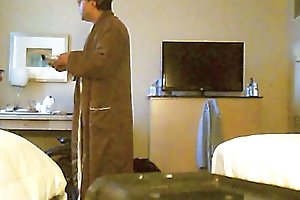 रूम सर्विस फ़्लैश टमटम अश्लील 720