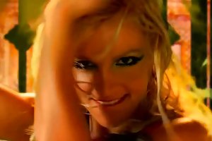 ब्रिटनी स्पीयर्स बकवास करना चाहते हैं परिपक्व युगल बड़े स्तन अश्लील ऑनलाइन