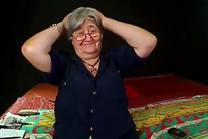 दादी पड़ोसी अश्लील घर का बना रूसी छात्रों