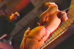 जापानी लड़की है, बेरहमी से अत्याचार और निलंबित करके उसके स्तनों पोर्न ऑनलाइन सौतेली माँ