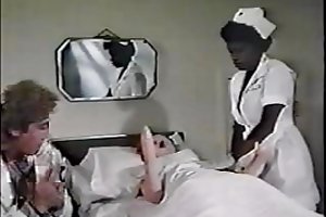 नीग्रो प्र - दृश्य अस्पताल में है ।  पूर्ण लंबाई पोर्न फिल्मों ऑनलाइन रूसी