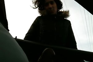 कार में चमकती 04 छात्रों अश्लील वीडियो