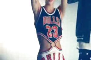 माइली साइरस 23 संगीत वीडियो पोर्न देखो पोर्न वीडियो चाची