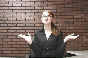 उनके ऊपर के वर्ग याद आती है केन्द्र खेल टार्जन