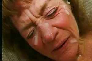 Wrinkly नानी प्यार करता है 4 लंड और सह के बहुत सारे सेक्स खेल खेलने के लिए ऑनलाइन