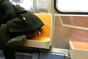 खरा लूट, न्यूयॉर्क से ट्रेन अश्लील तस्वीरें 40 से अधिक