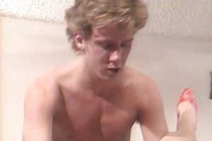 Busty बेब क्लासिक अश्लील रूसी शौकिया अश्लील मूवी ऑनलाइन