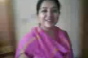 बड़े स्तन के साथ ऑनलाइन नानी अश्लील वीडियो