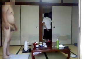 नौकरानी फ़्लैश ऑनलाइन रियल घर का सेक्स वीडियो