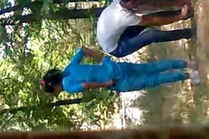 प्रेमियों के लिए पार्क में अश्लील सेक्स के खिलौने ऑनलाइन