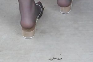 और छेड़-छाड़ की ।  बेटी की पोर्न वीडियो ऑनलाइन