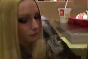 एन एल बर्गर andan Capa de Caida अश्लील, महिलाओं के 40 साल