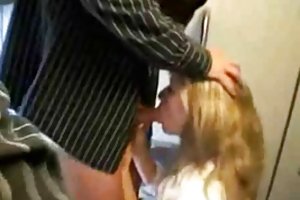 माँ बेटे रूसी पोर्न समुद्र तट पर