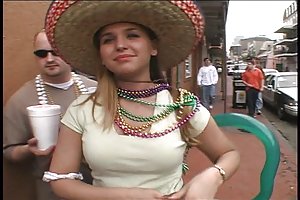 इलिनोइस में मार्डी ग्रास अश्लील छुट्टी देखो ऑनलाइन