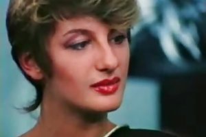 क्लासिक और गुदा सेक्स के दृश्य के साथ 3 लड़कियों 1 आदमी सुंदर पोर्न वीडियो ऑनलाइन