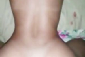 बहुत युवा सौंदर्य में एक गर्म गुदा सेक्स रूसी पोर्न देखने के लिए ऑनलाइन