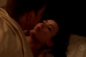 कोटे डी पाब्लो के तहत शामिल किया गया अश्लील फोटो पुराने महिलाओं