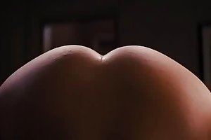 वॉल स्ट्रीट के वुल्फ अश्लील फोटो ट्रेन में