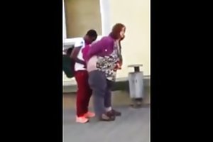 ऊप्स का भंडाफोड़! आइटम अश्लील ऑनलाइन