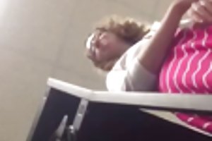 गर्म एशियाई महिला शिक्षक ऑनलाइन पोर्न वीडियो में मेट्रो