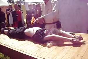 यातना में Wacken पोर्न बेटी डाउनलोड