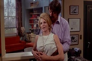 एंजी डिकिंसन - सुंदर नौकरानियों सभी एक पंक्ति में (1971) पोर्न कहानियों पट्टी पोकर