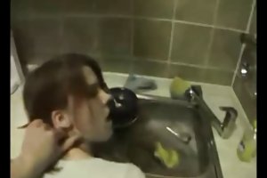 शौकिया कॉलेज सुन्दरी ढिलाई हो जाता है रियल पर घर का बना रूसी अश्लील फिल्मों के साथ परिपक्व