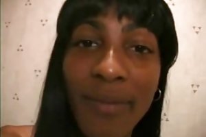 सुंदर काले बालों वाली किशोर भाड़ में जाओ कहानियों के साथ अश्वेतों