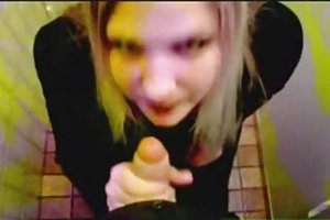 सार्वजनिक शौचालय गंदा पोर्न कहानियों